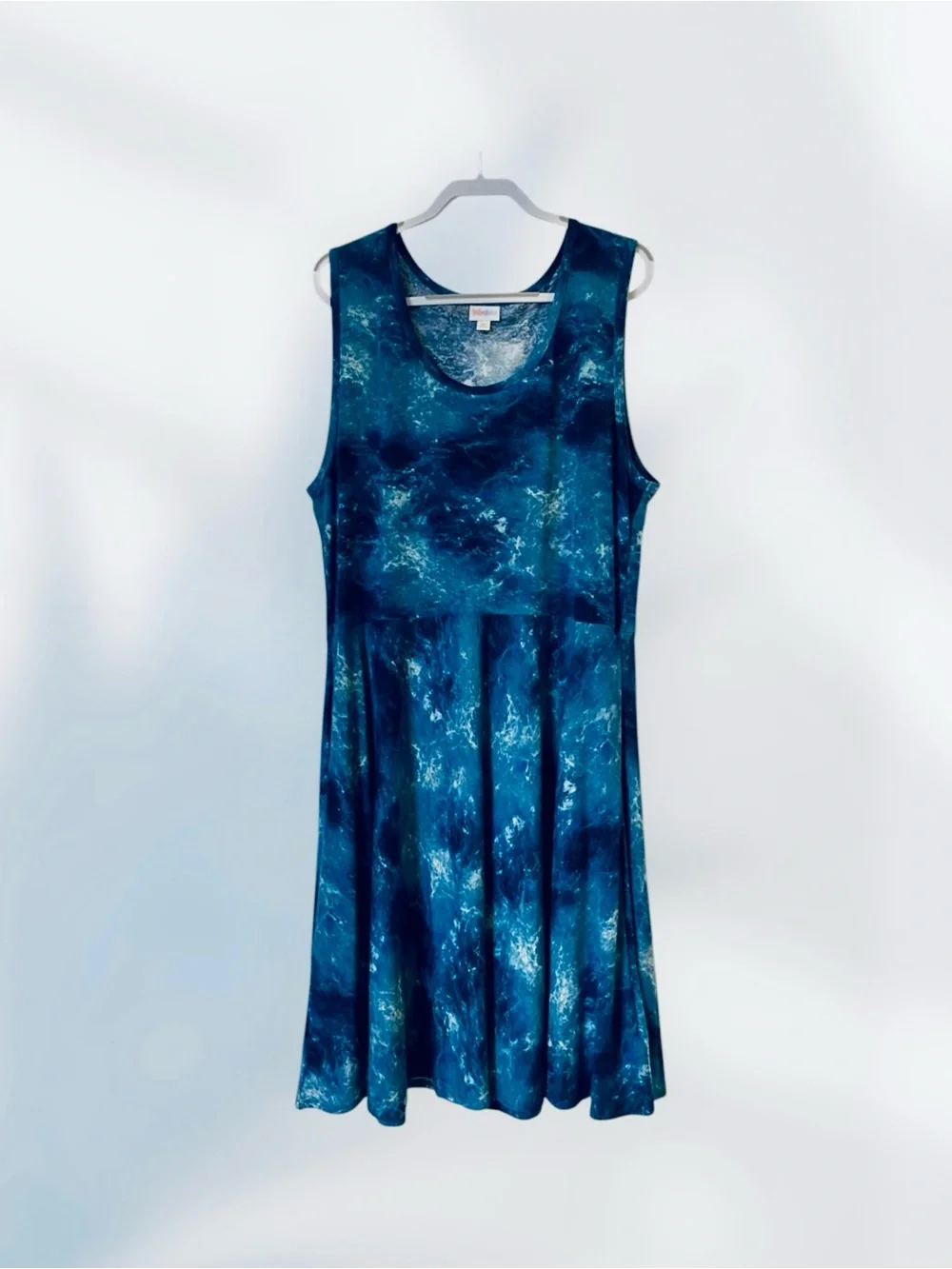 A Set Of 4 (Four) LULAROE Nicki Sleeveless Dresses 3XL EUC - Picture 4 of 6
